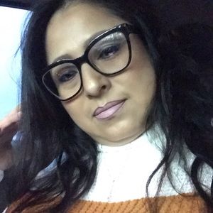 Meet your Posher, Isabel